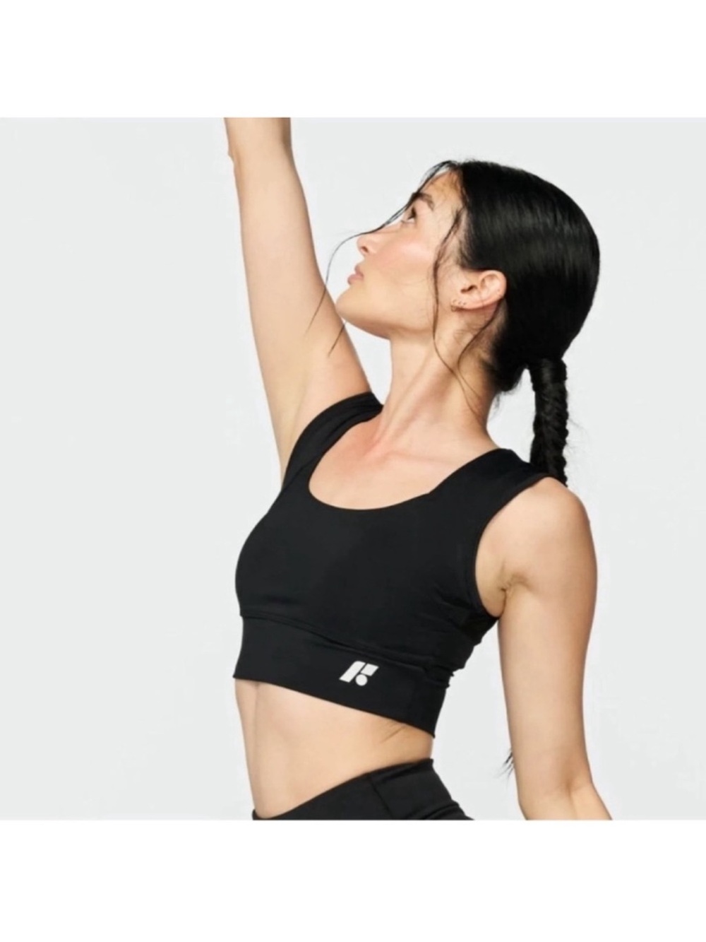 FORME • Power sports bra in obsidian black - medium - posture bra